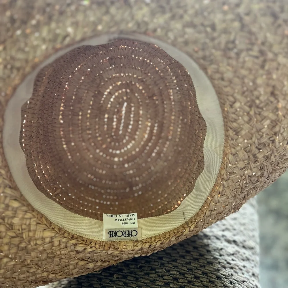 Cherokee Woven Straw Hat with Cream Accent - Picture 3 of 3